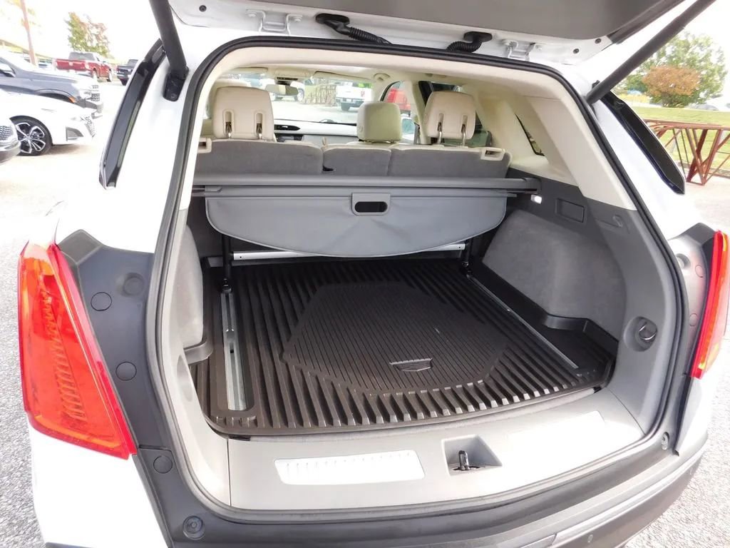 Used 2019 Cadillac XT5 Luxury image 9