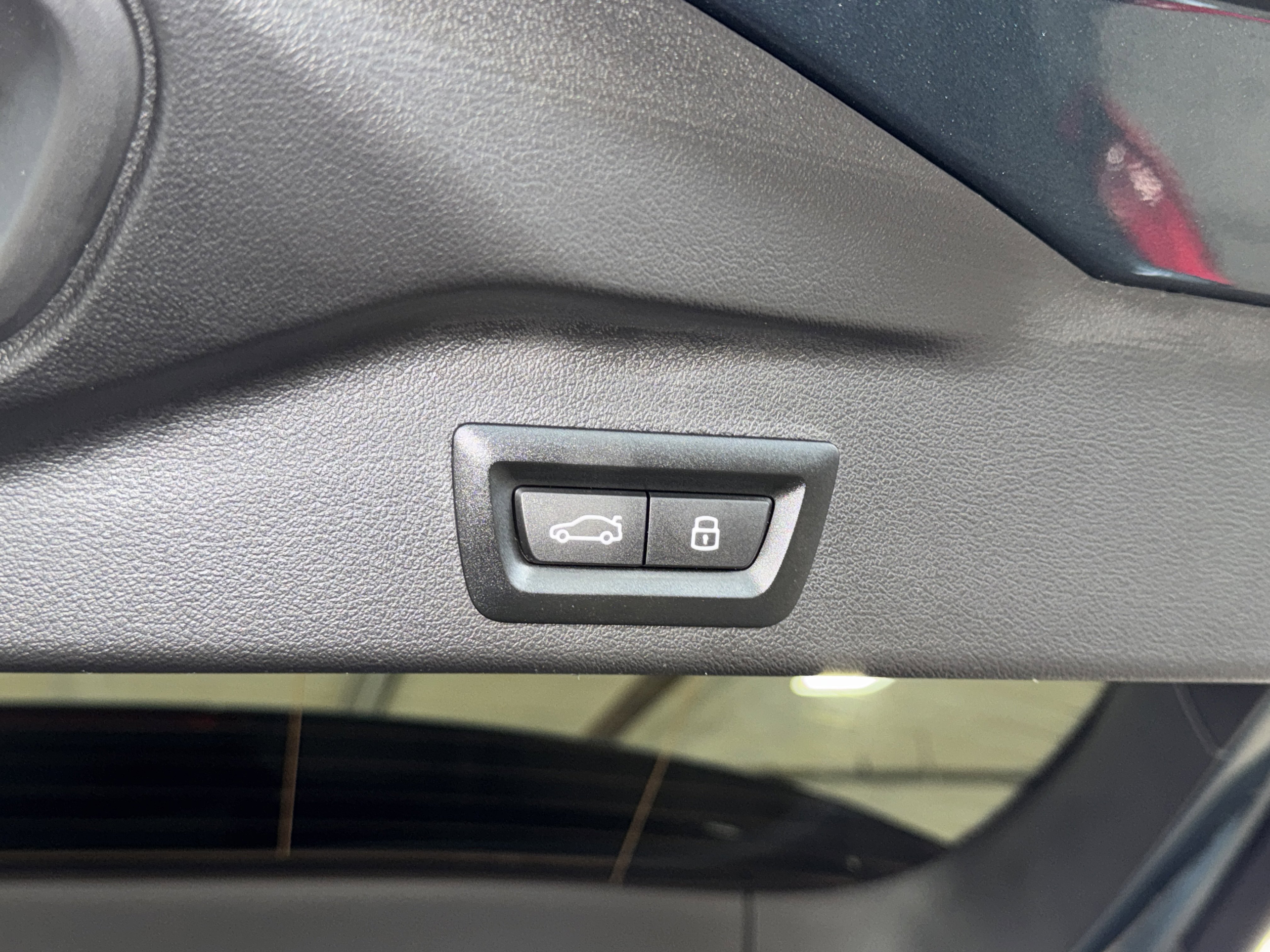 Certified 2024 BMW X5 sDrive40i w/ Premium Package image 14