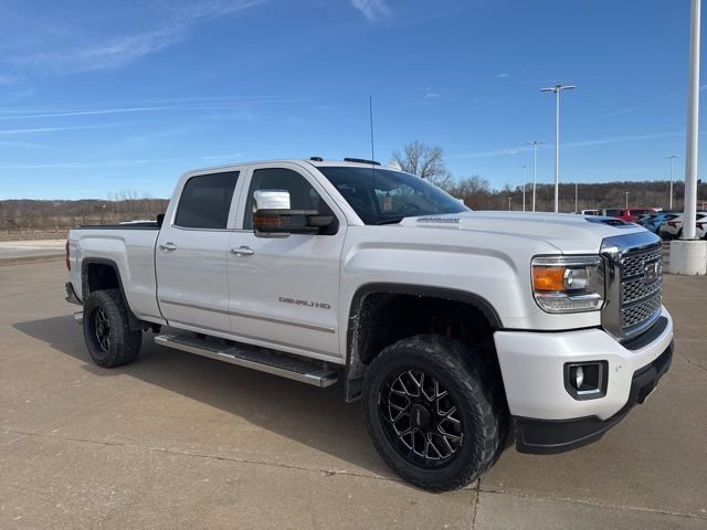 Used 2019 GMC Sierra 2500 Denali w/ Duramax Plus Package image 1