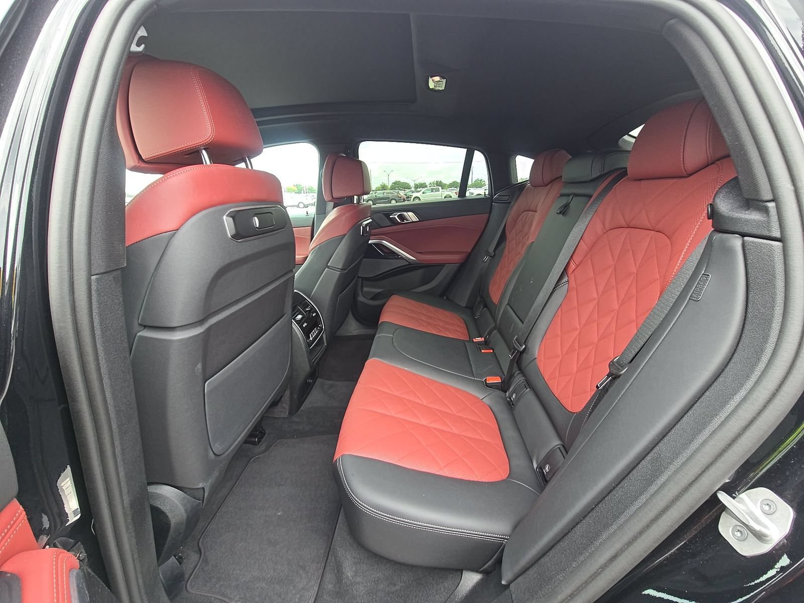 Used 2025 BMW X6 xDrive40i AWD/4WD image 8