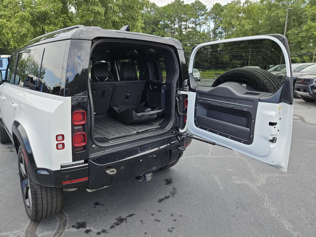 Used 2022 Land Rover Defender 110 X-Dynamic HSE AWD/4WD image 9