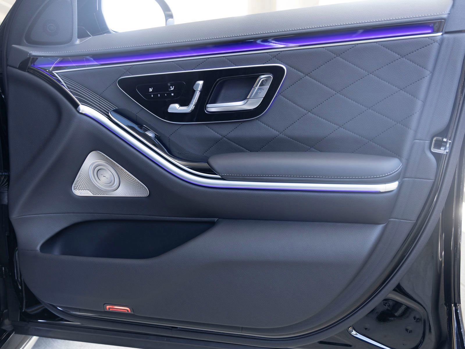 New 2026 Mercedes-Benz S 500 4MATIC image 25