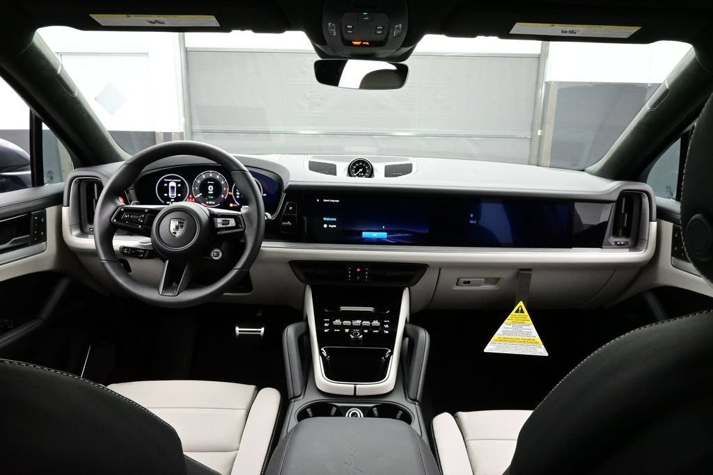 New 2026 Porsche Cayenne Turbo AWD/4WD image 20