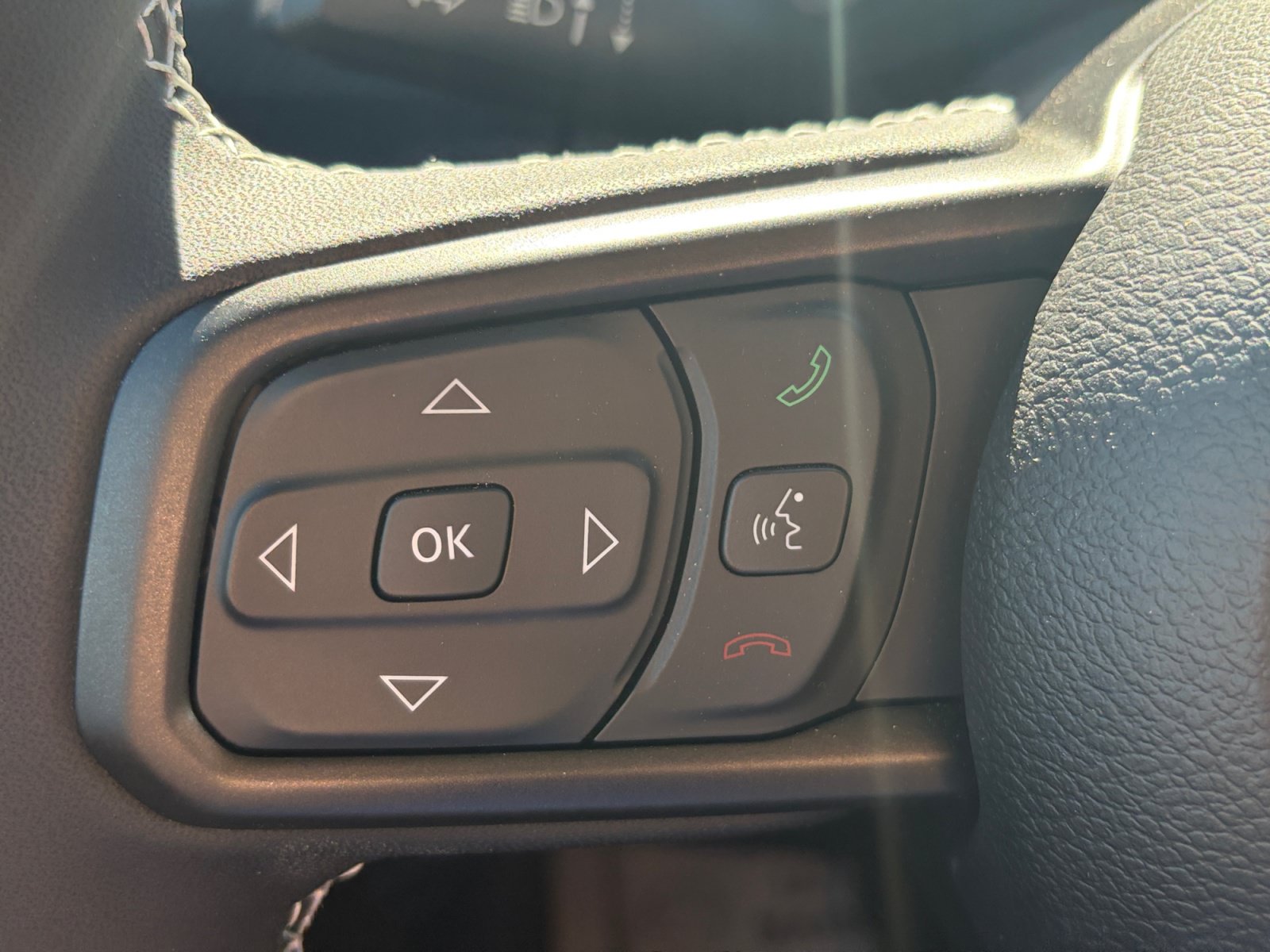 New 2025 Jeep Wrangler Rubicon w/ Convenience Group AWD/4WD image 21