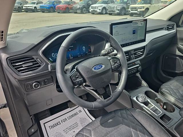 Certified 2023 Ford Escape Platinum w/ Premium Technology Package image 17