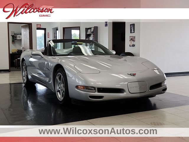 Used 2000 Chevrolet Corvette Convertible RWD image 1