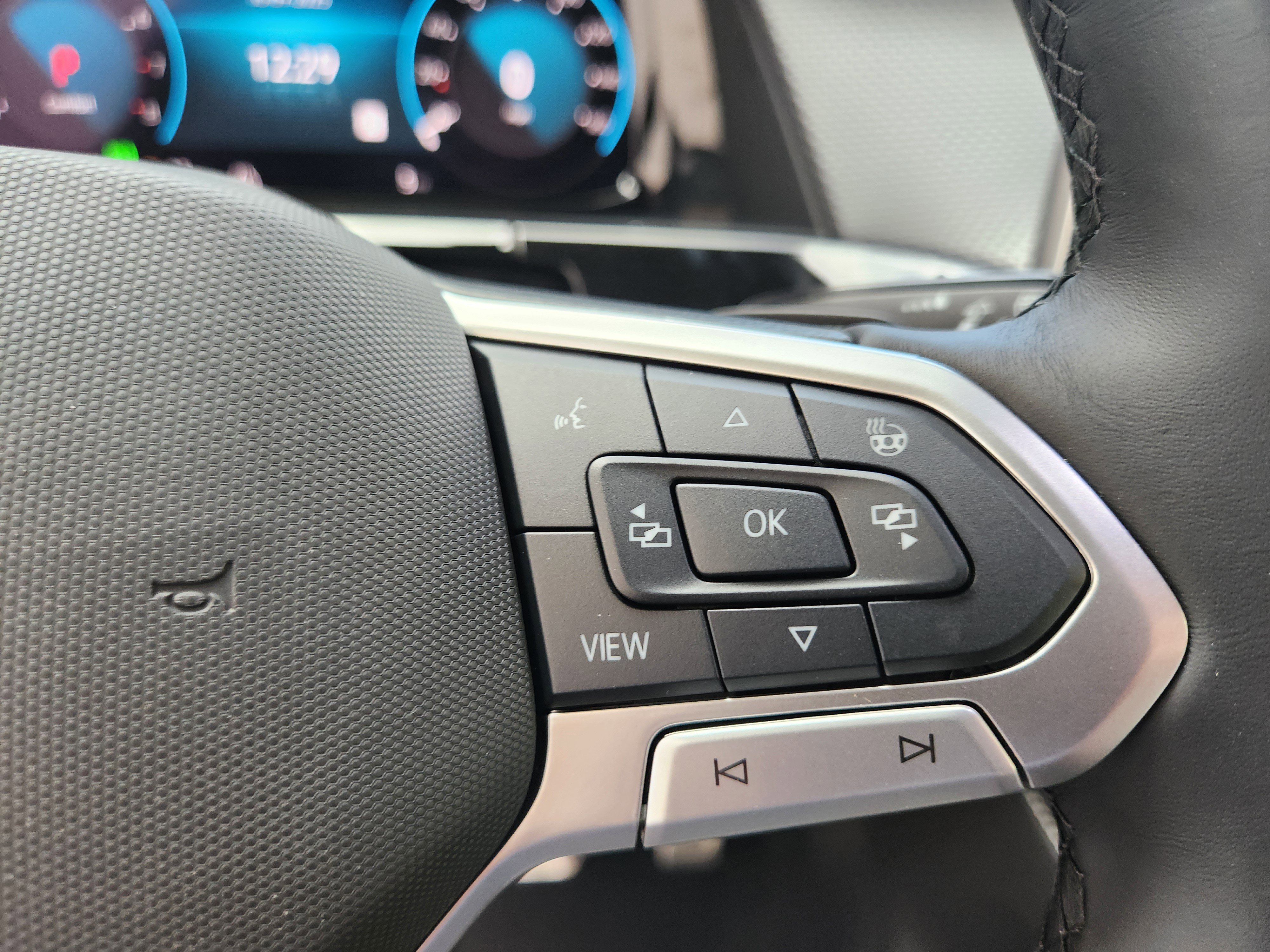 New 2025 Volkswagen Atlas Cross Sport SEL Premium R-Line image 14