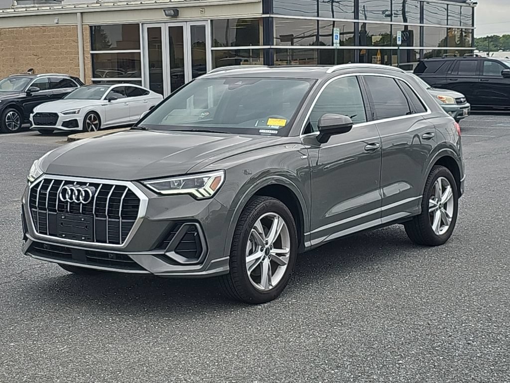 Certified 2023 Audi Q3 2.0T Premium Plus w/ Premium Plus Package AWD/4WD image 16