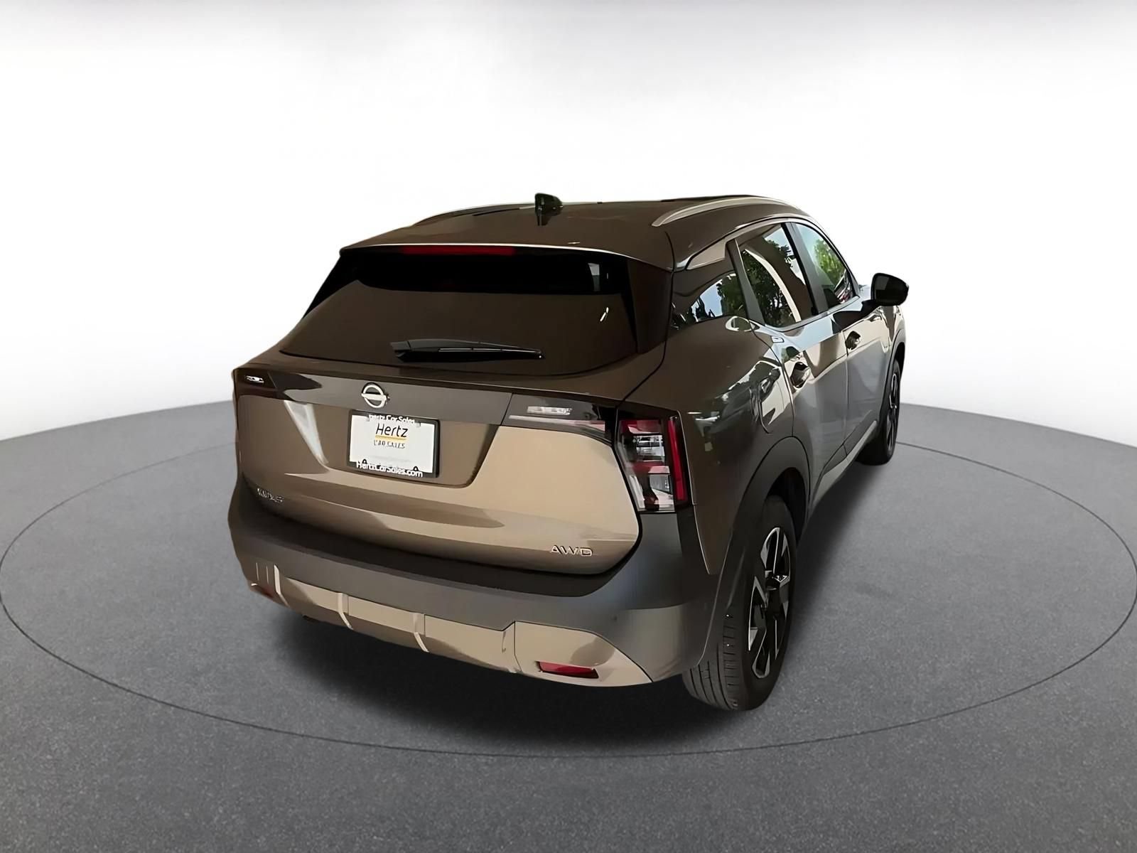 Used 2026 Nissan Kicks SV w/ Cold Weather Package AWD/4WD image 10