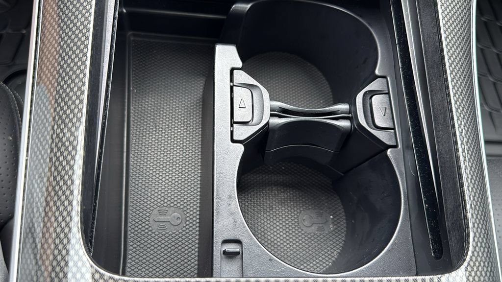 Certified 2024 Mercedes-Benz CLE 300 4MATIC Coupe image 32
