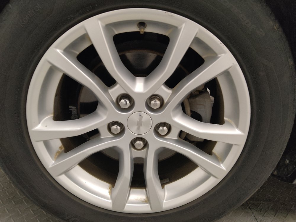 Used 2015 Chevrolet Camaro LS RWD image 31