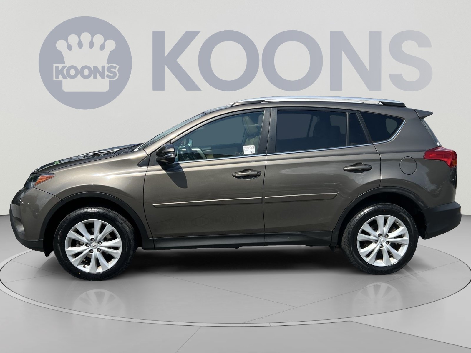 Used 2015 Toyota RAV4 Limited w/ Technology Package AWD/4WD image 2