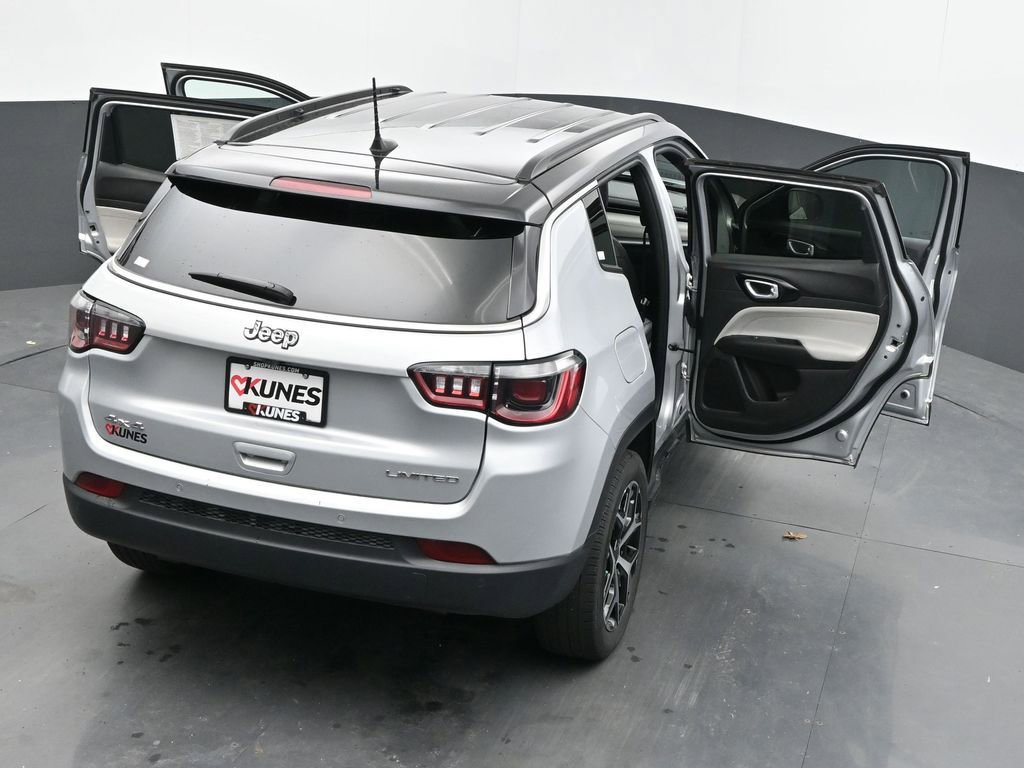 Used 2025 Jeep Compass Limited AWD/4WD image 67