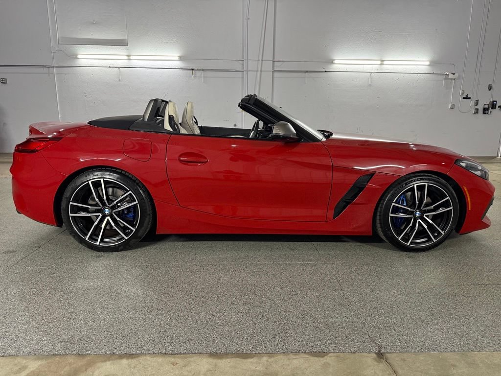 Used 2022 BMW Z4 M40i w/ Premium Package RWD image 6