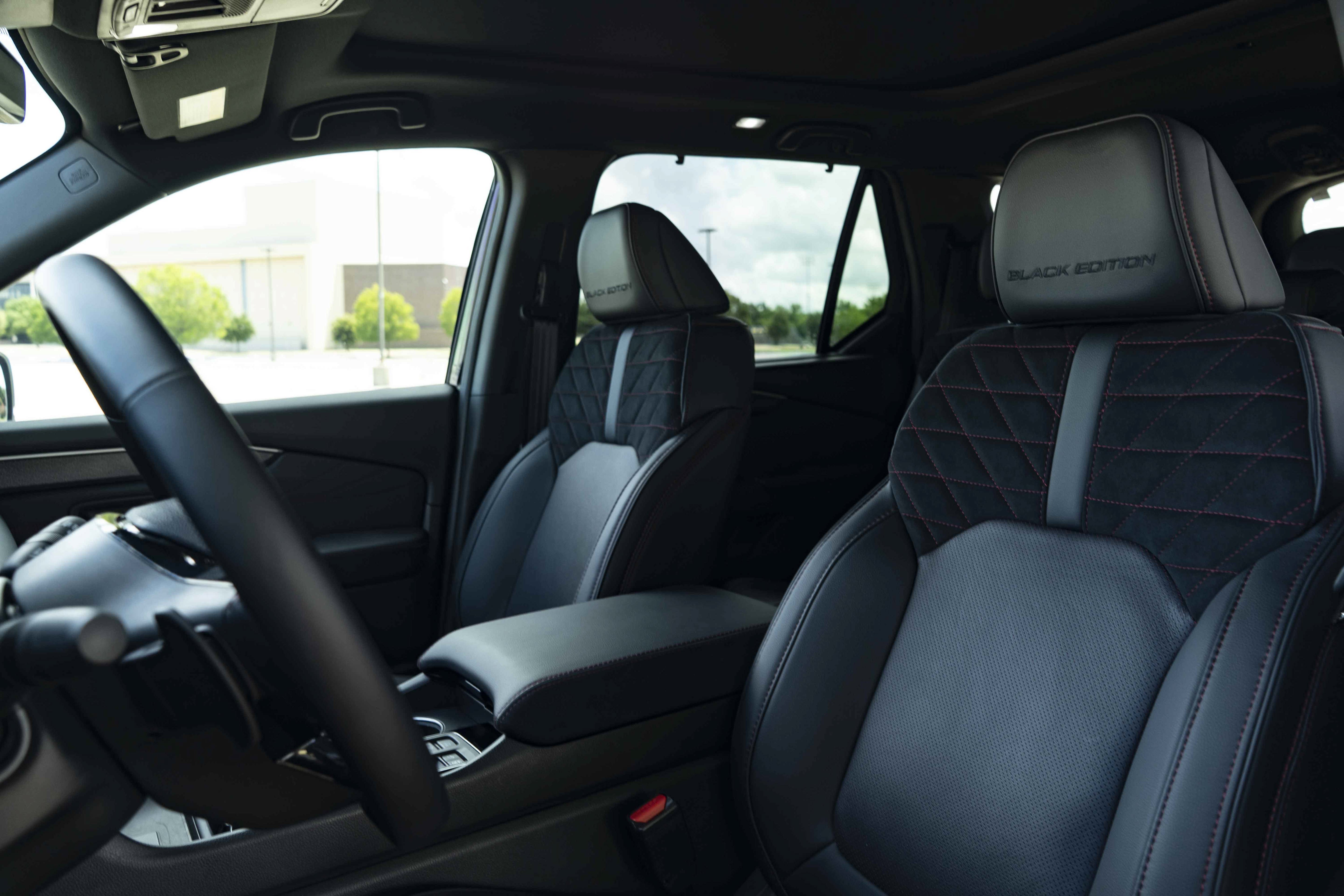 Used 2026 Honda Pilot Black Edition image 17