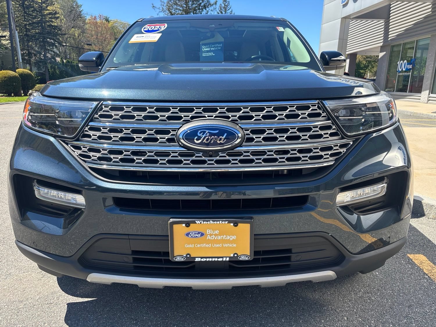 Certified 2023 Ford Explorer Limited w/ Limited Technology Package AWD/4WD image 8
