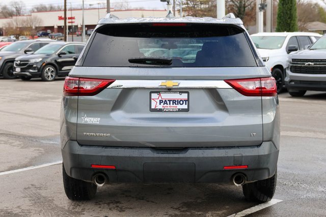 Used 2018 Chevrolet Traverse LT w/ LPO, Cargo Package image 4