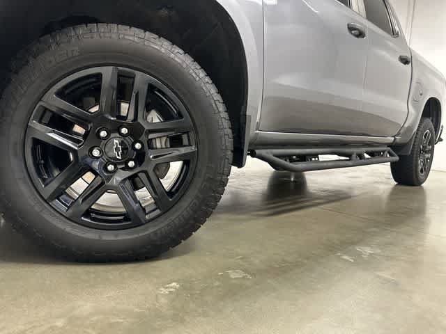 Used 2021 Chevrolet Silverado 1500 Custom Trail Boss w/ LPO, Dark Essentials Package AWD/4WD image 27