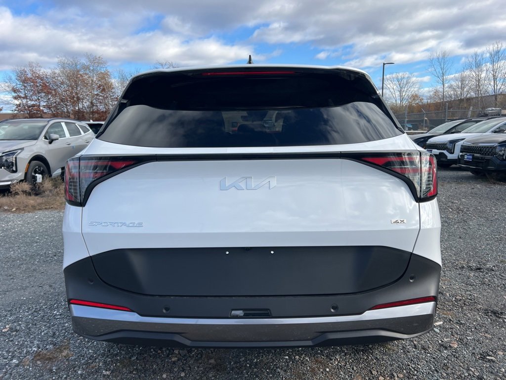 New 2026 Kia Sportage EX w/ EX Panorama Roof Package image 3