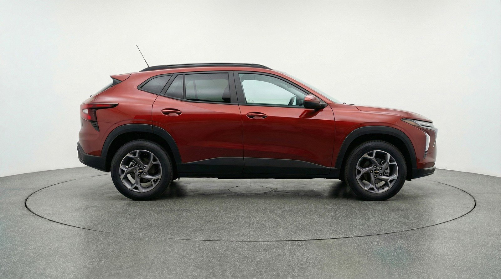 Used 2025 Chevrolet Trax LT image 11