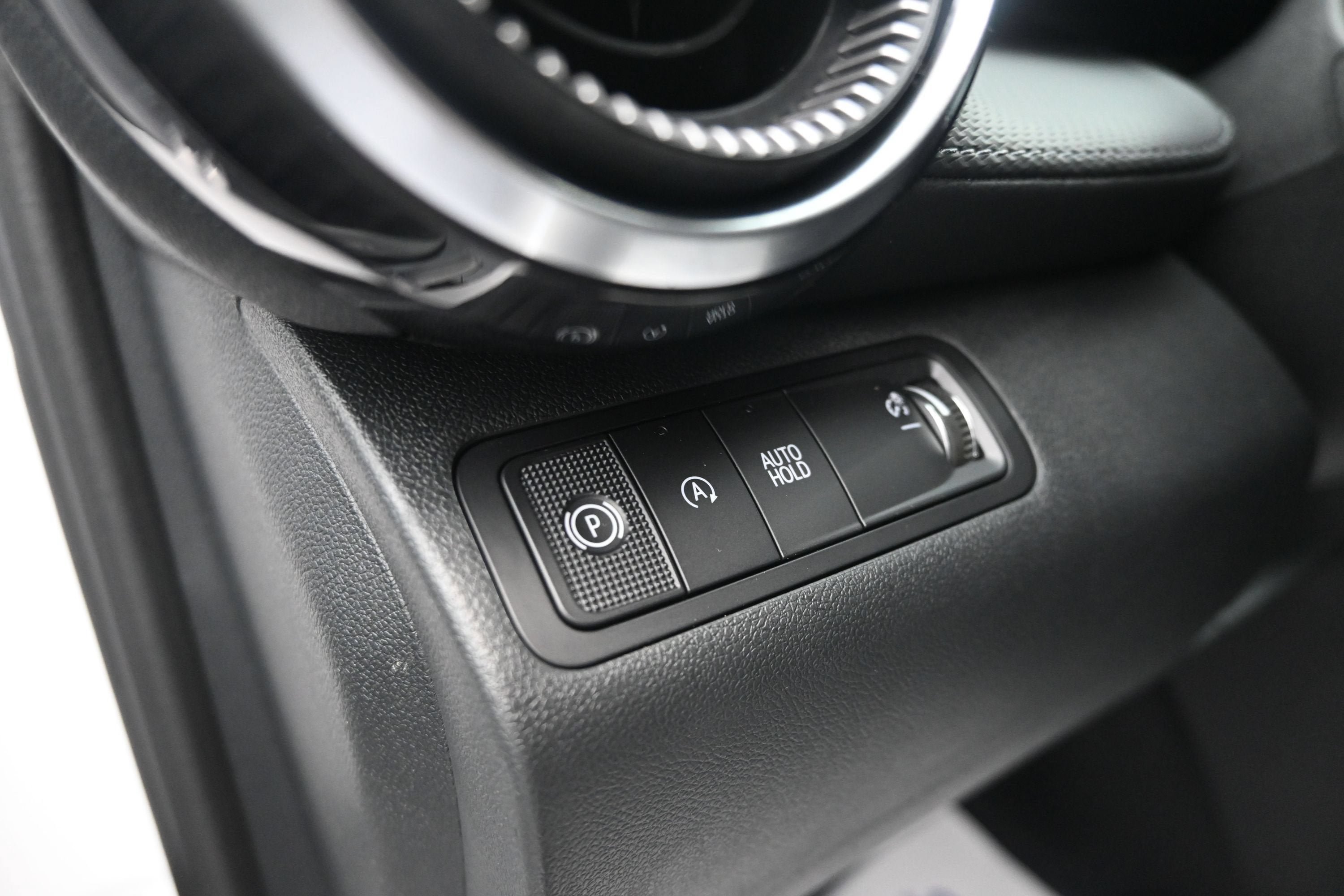 New 2027 Chevrolet Equinox LT w/ Convenience Package II FWD image 28