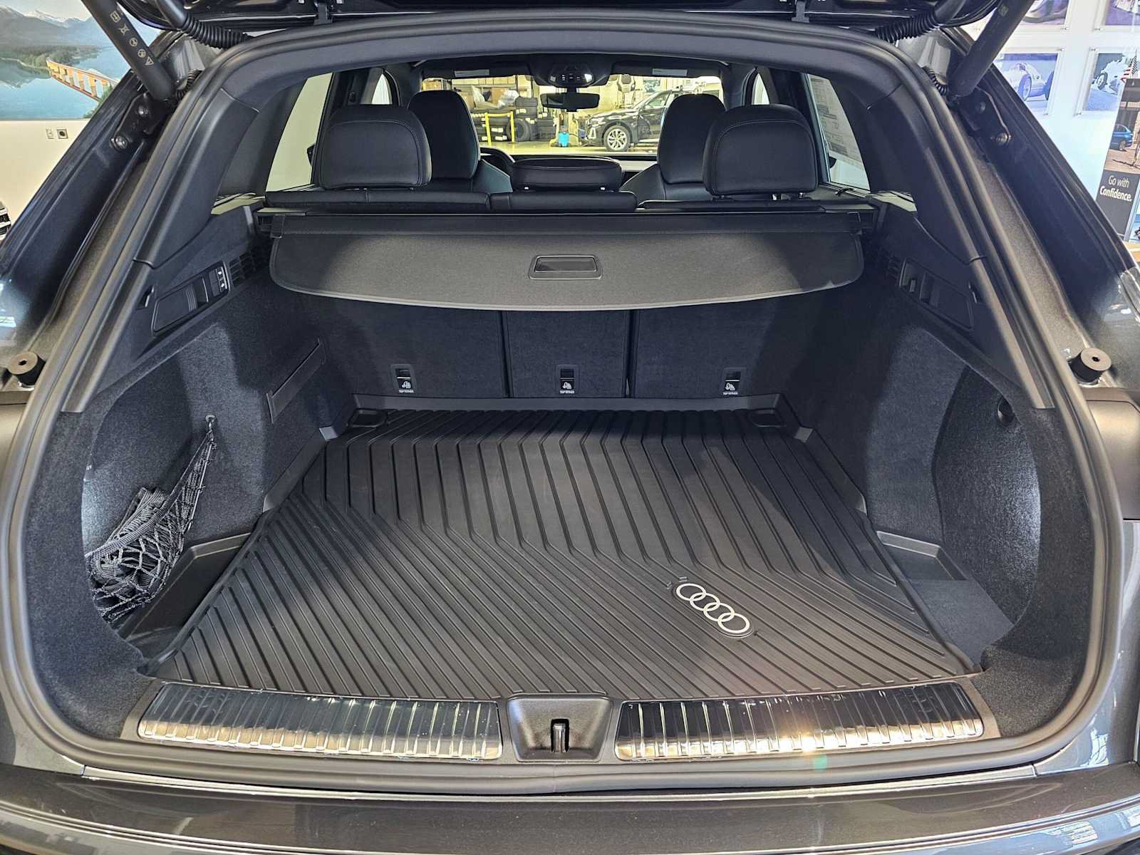 New 2026 Audi SQ5 Prestige AWD/4WD image 16