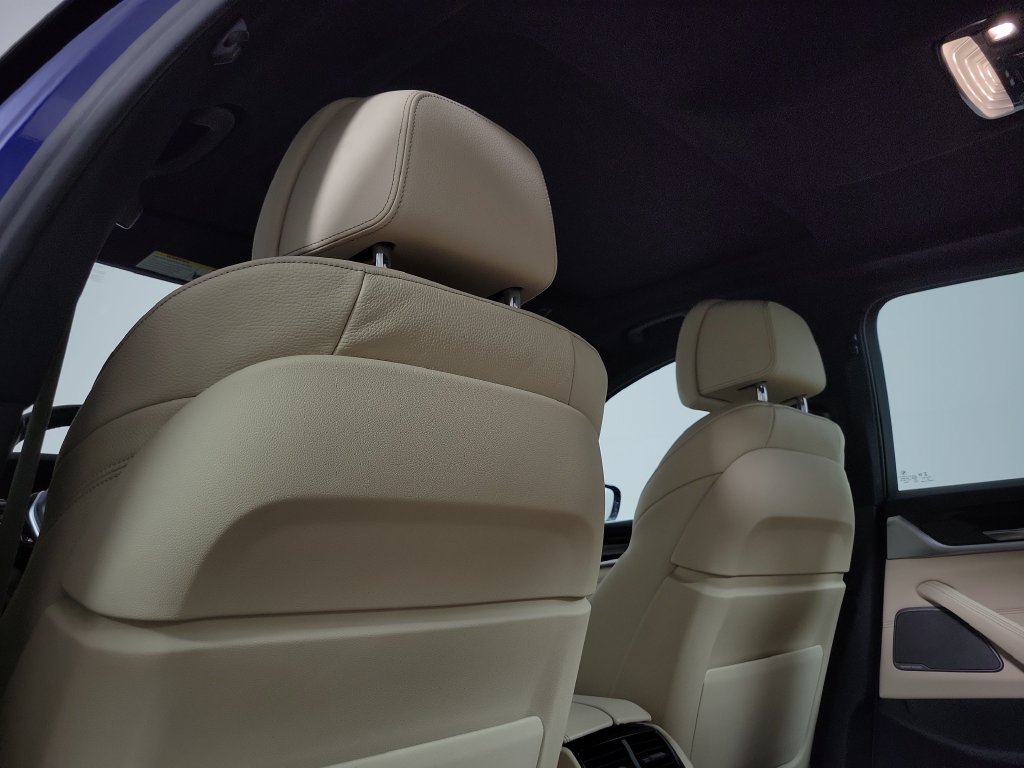Used 2020 BMW 530i xDrive w/ Premium Package AWD/4WD image 16