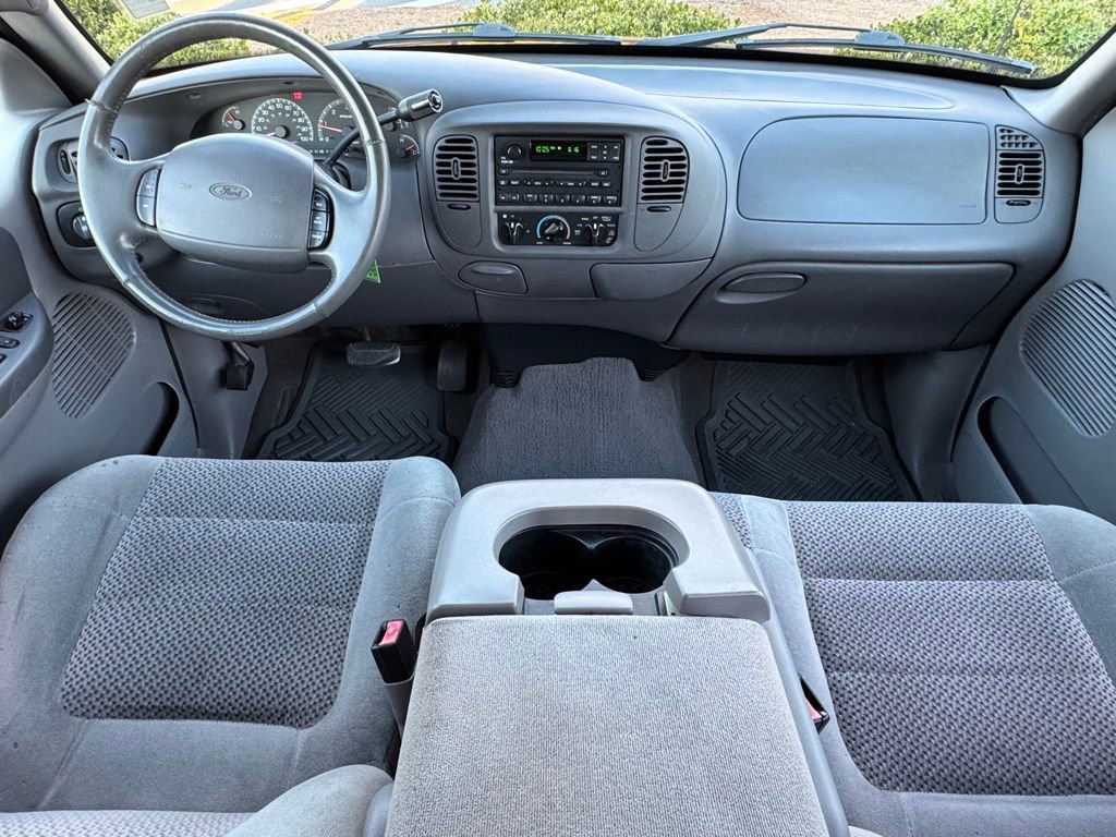 Used 2001 Ford F150 XLT image 13
