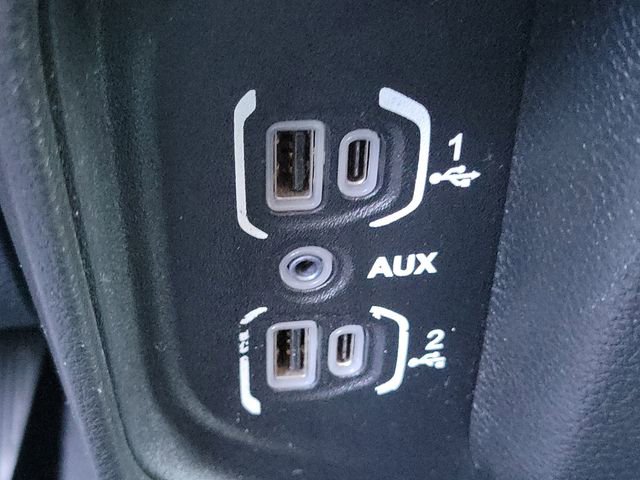 Used 2020 RAM 3500 Big Horn w/ Level 1 Equipment Group AWD/4WD image 18