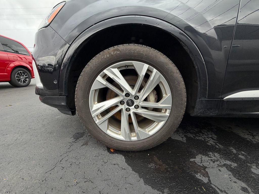 Used 2021 Audi Q7 3.0T Premium w/ Convenience Package image 9