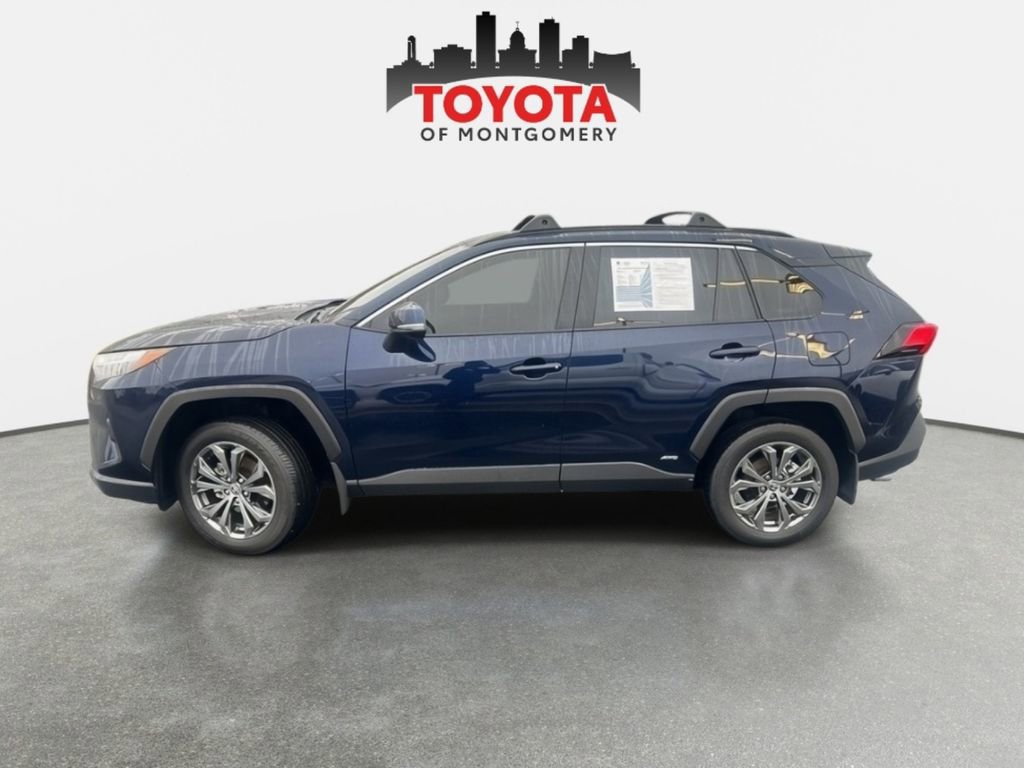 Certified 2025 Toyota RAV4 XLE Premium image 2