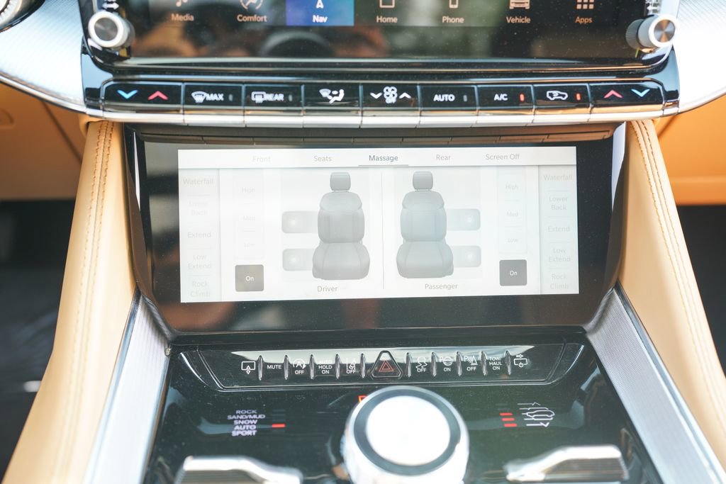 Used 2023 Jeep Grand Wagoneer Series III image 33