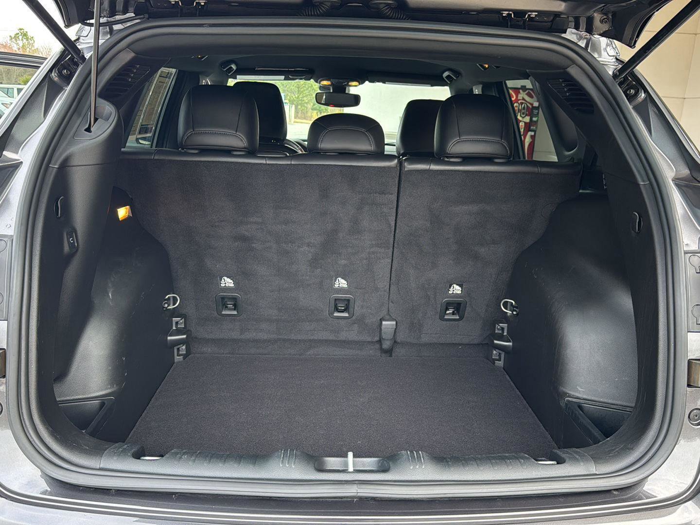 Used 2022 Jeep Compass Altitude w/ Convenience Group image 28