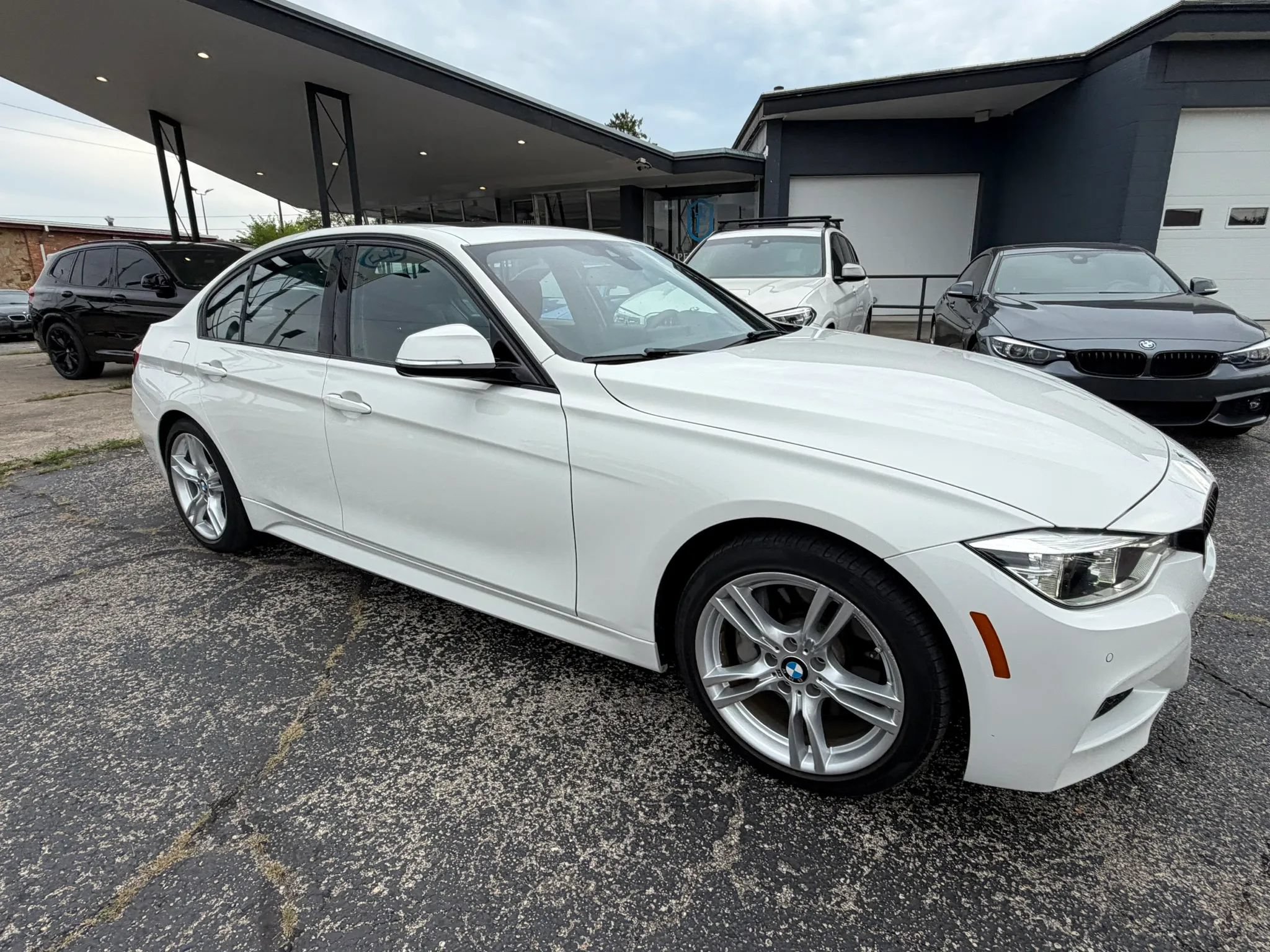 Used 2018 BMW 340i Sedan w/ Premium Package RWD image 7