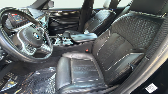 Used 2019 BMW M550i xDrive w/ Premium Package AWD/4WD image 13