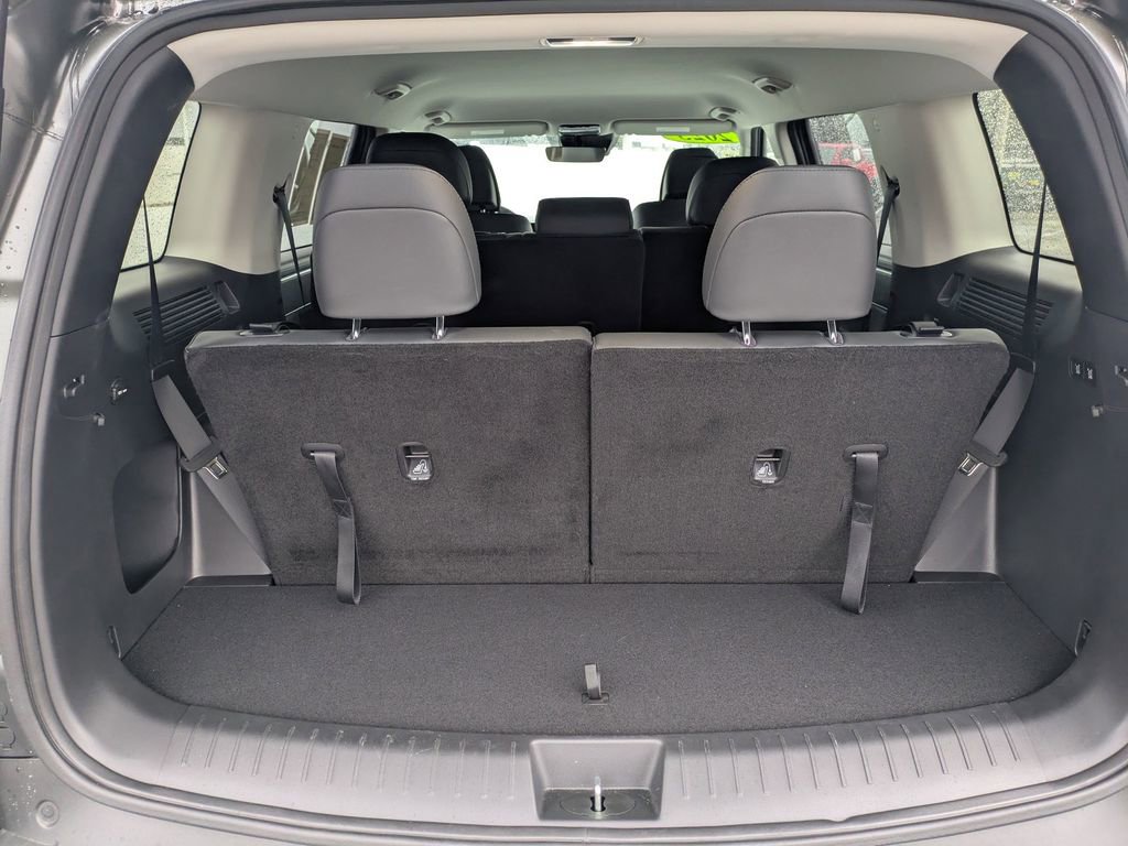 Used 2025 Hyundai Santa Fe SEL image 11