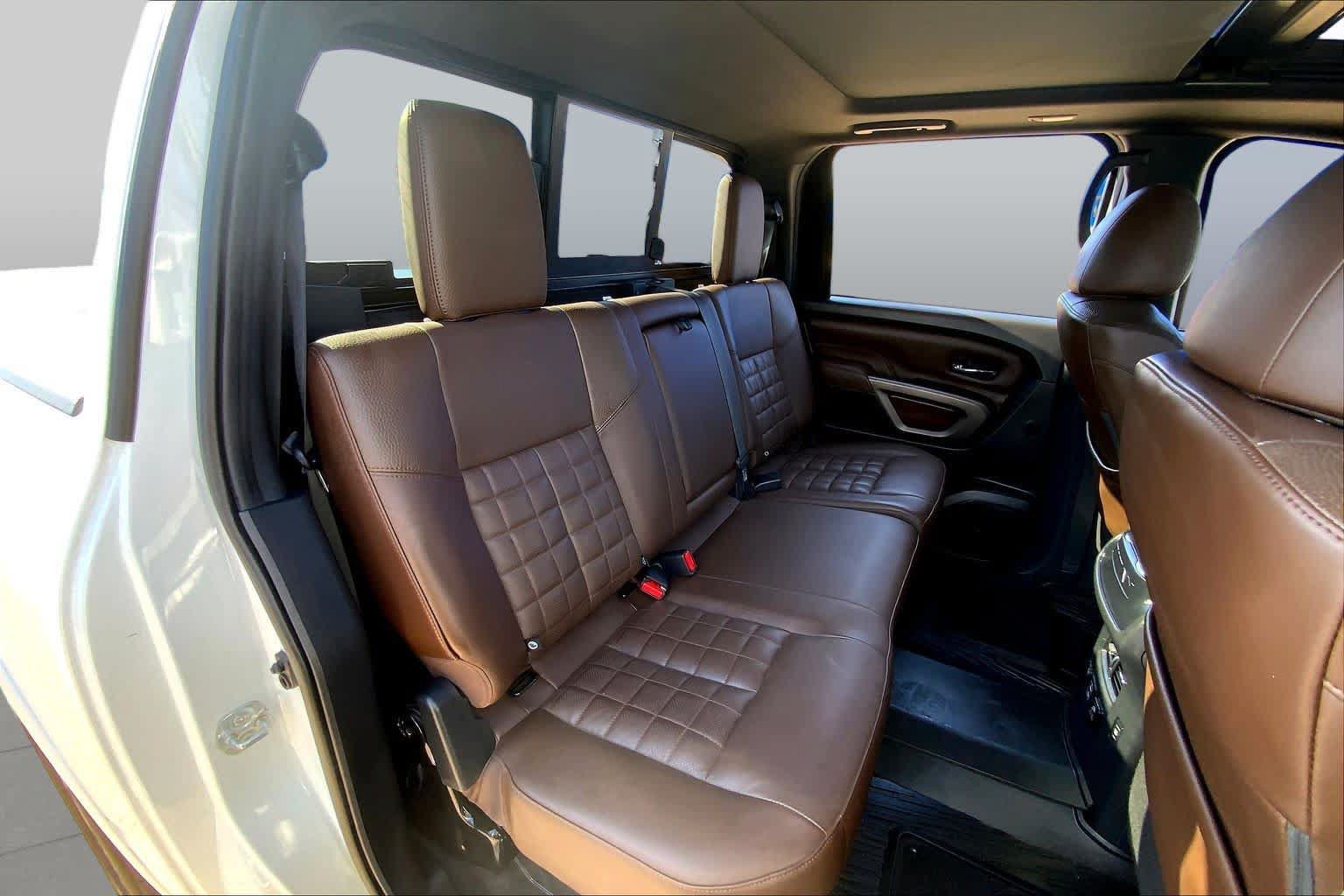 Used 2022 Nissan Titan Platinum Reserve w/ Moonroof Package AWD/4WD image 20