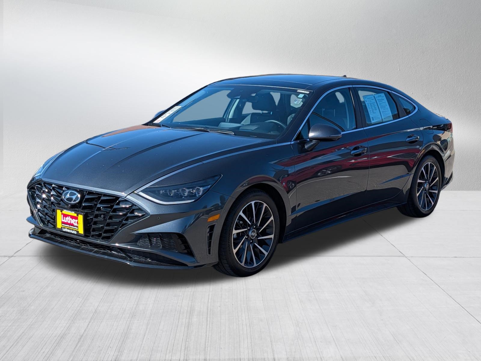 Certified 2023 Hyundai Sonata Limited FWD image 3