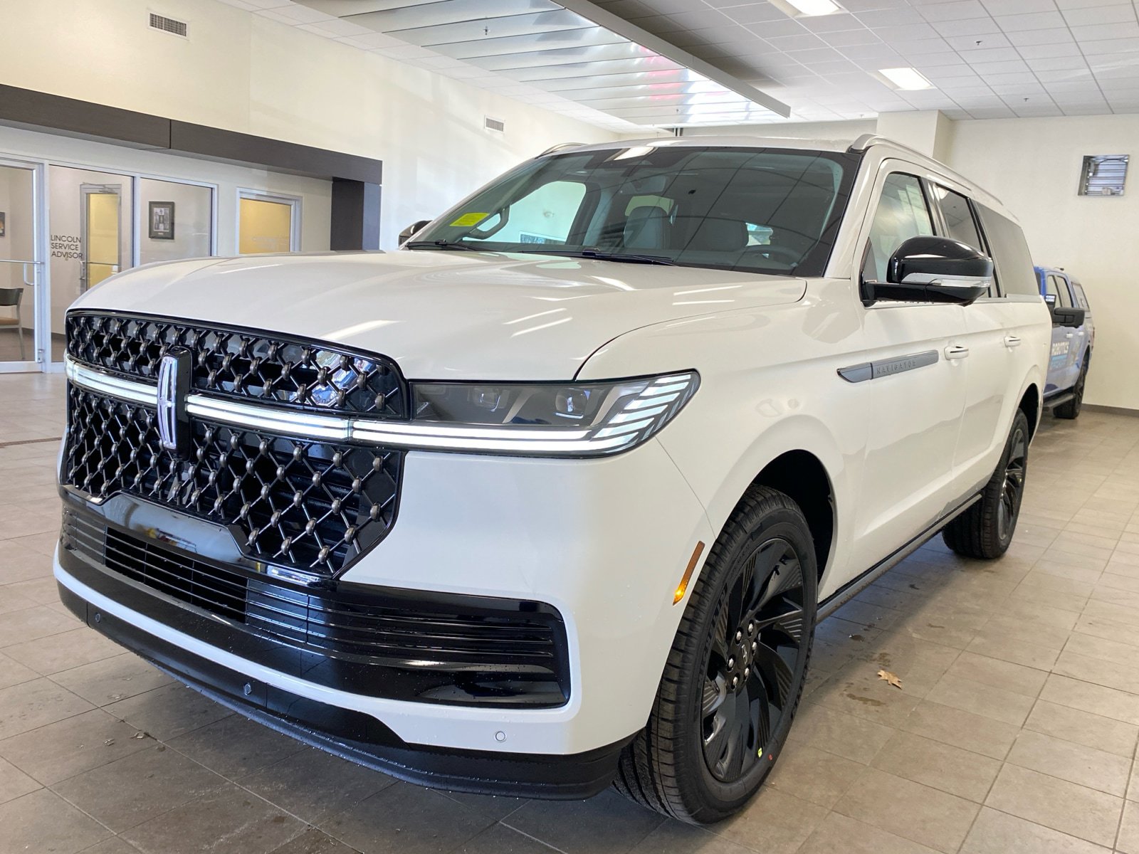 New 2026 Lincoln Navigator L Black Label image 11
