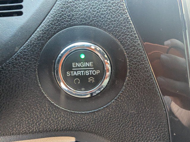Used 2018 Ford Explorer XLT w/ Equipment Group 202A AWD/4WD image 19