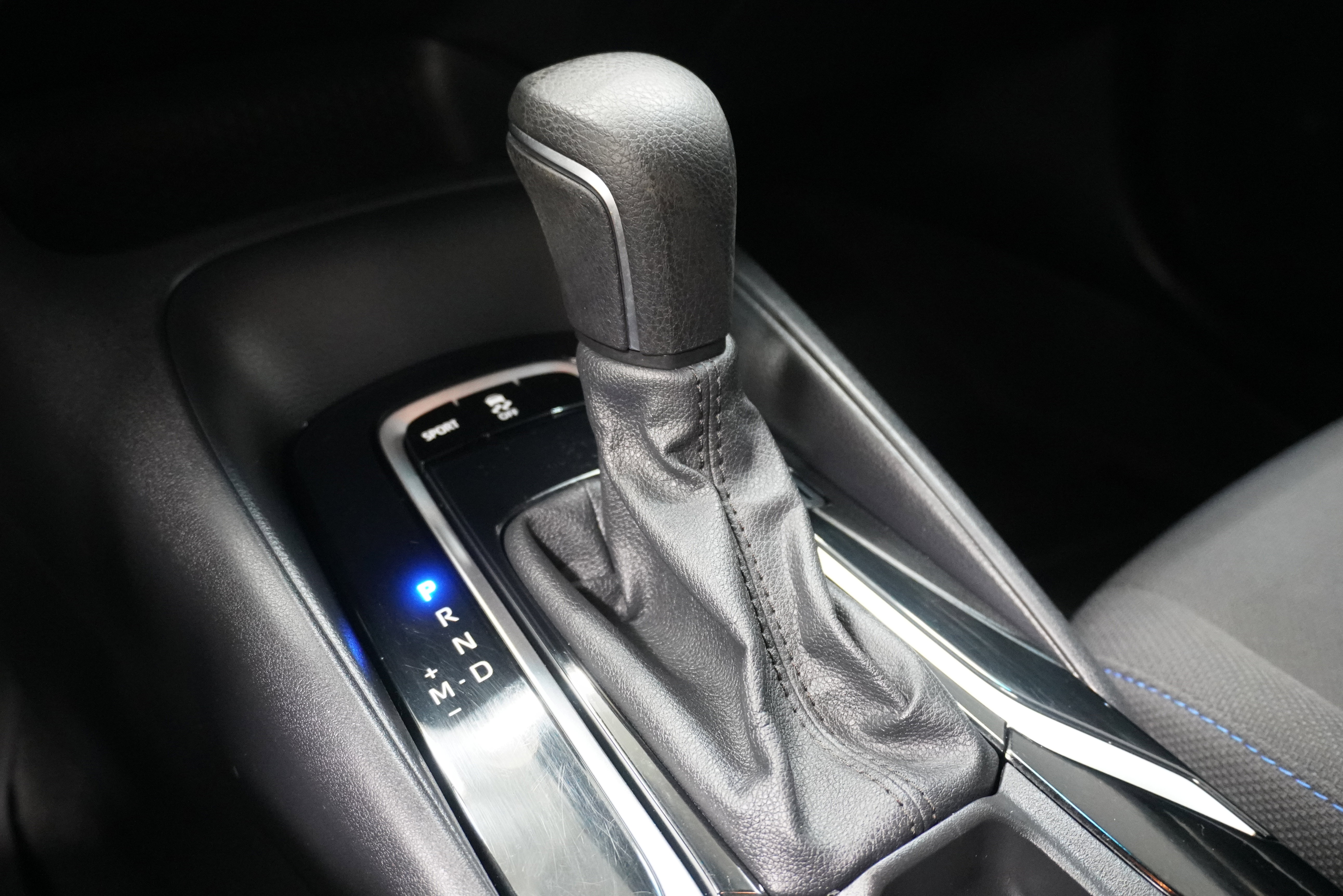 Used 2022 Toyota Corolla SE FWD image 19