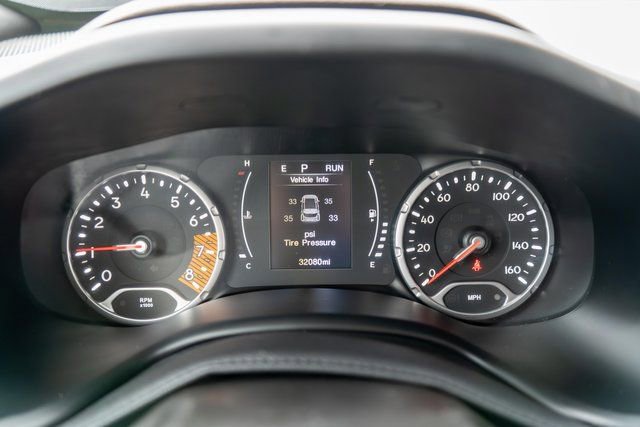 Used 2023 Jeep Renegade Latitude w/ Premium Group image 22