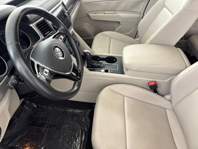 Used 2020 Volkswagen Atlas SE w/ Panoramic Sunroof Package FWD image 23