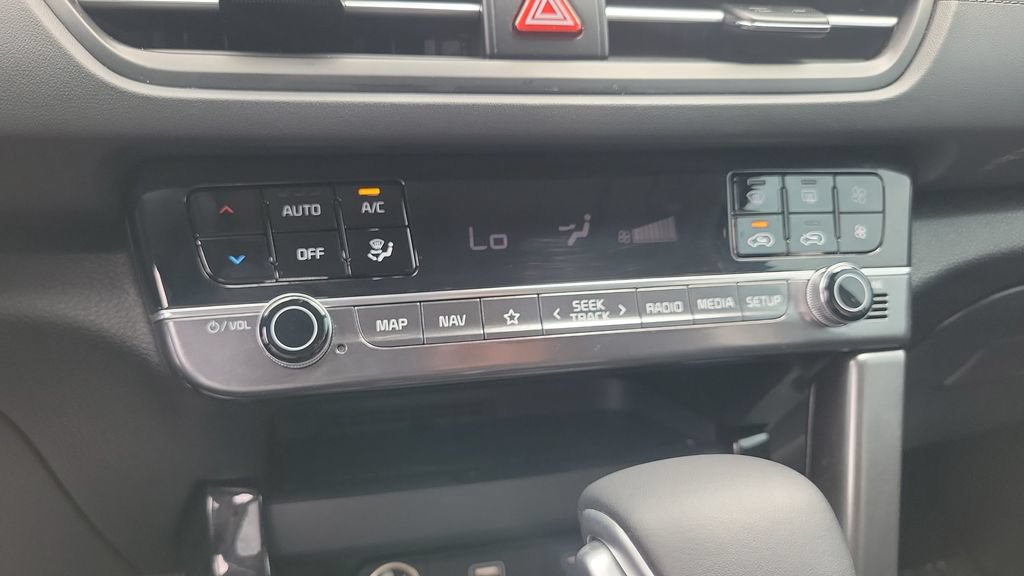 Used 2025 Kia Seltos EX w/ EX Sunroof Package FWD image 15