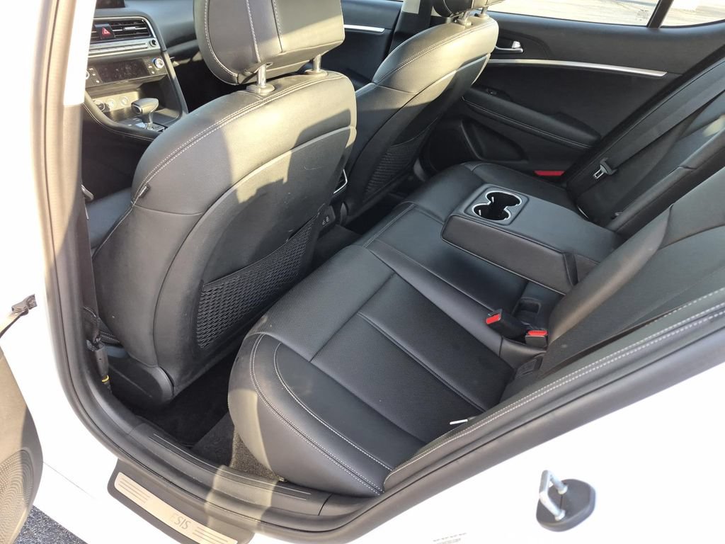 Used 2025 Genesis G70 2.5T AWD/4WD image 14