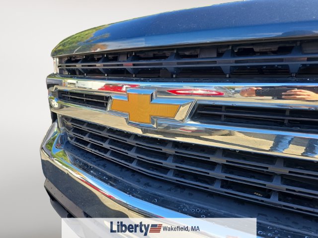 Used 2020 Chevrolet Silverado 1500 LT AWD/4WD image 3