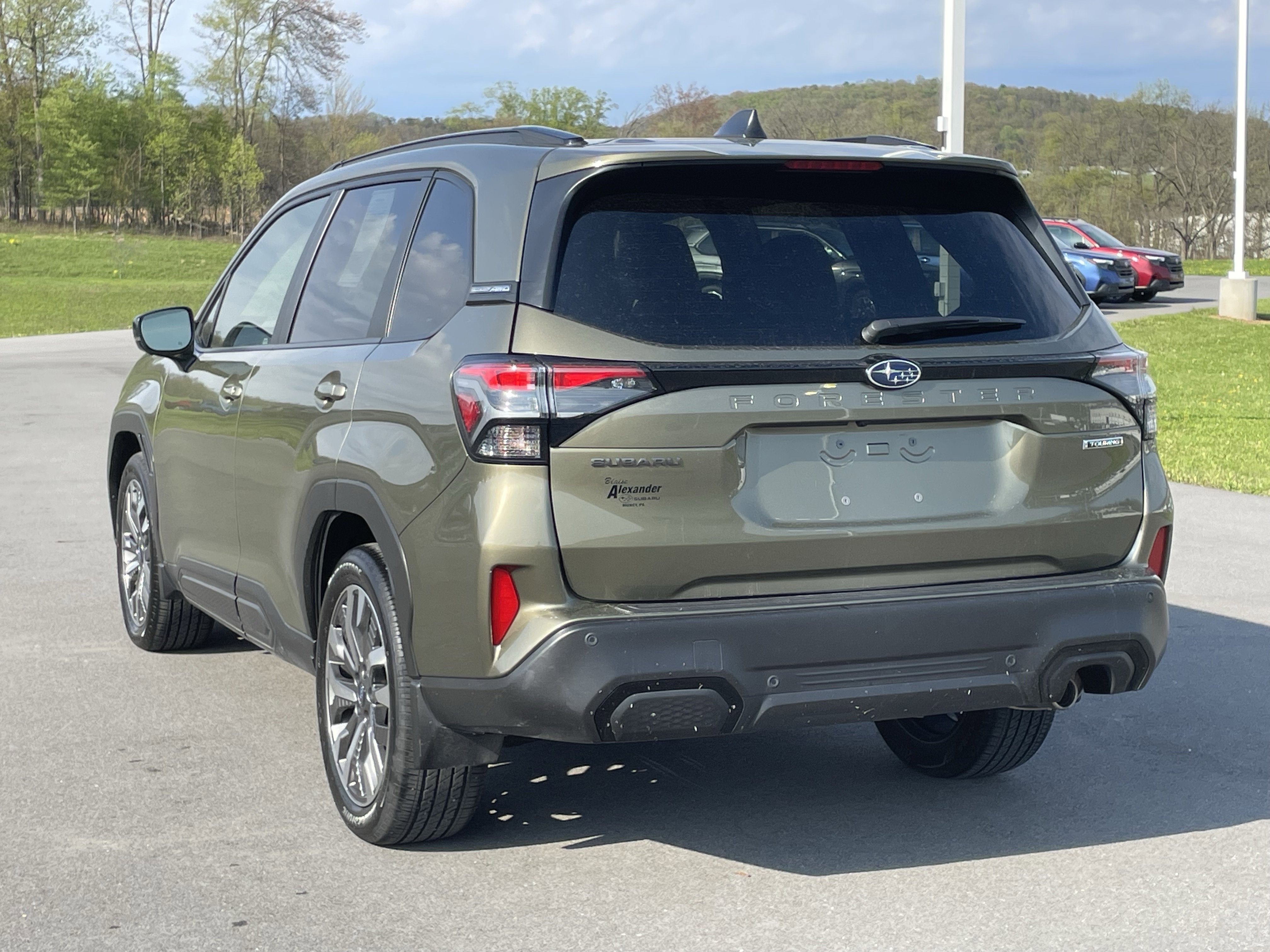 Certified 2025 Subaru Forester Touring AWD/4WD image 6