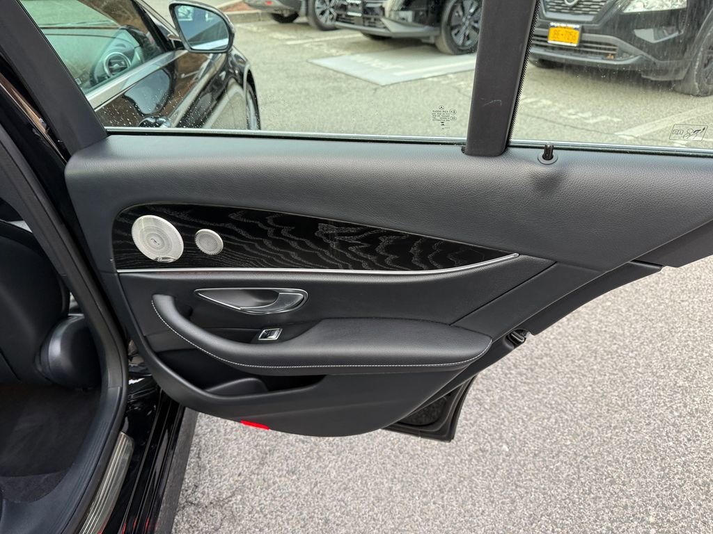 Used 2023 Mercedes-Benz E 350 Sedan w/ Premium Package image 33