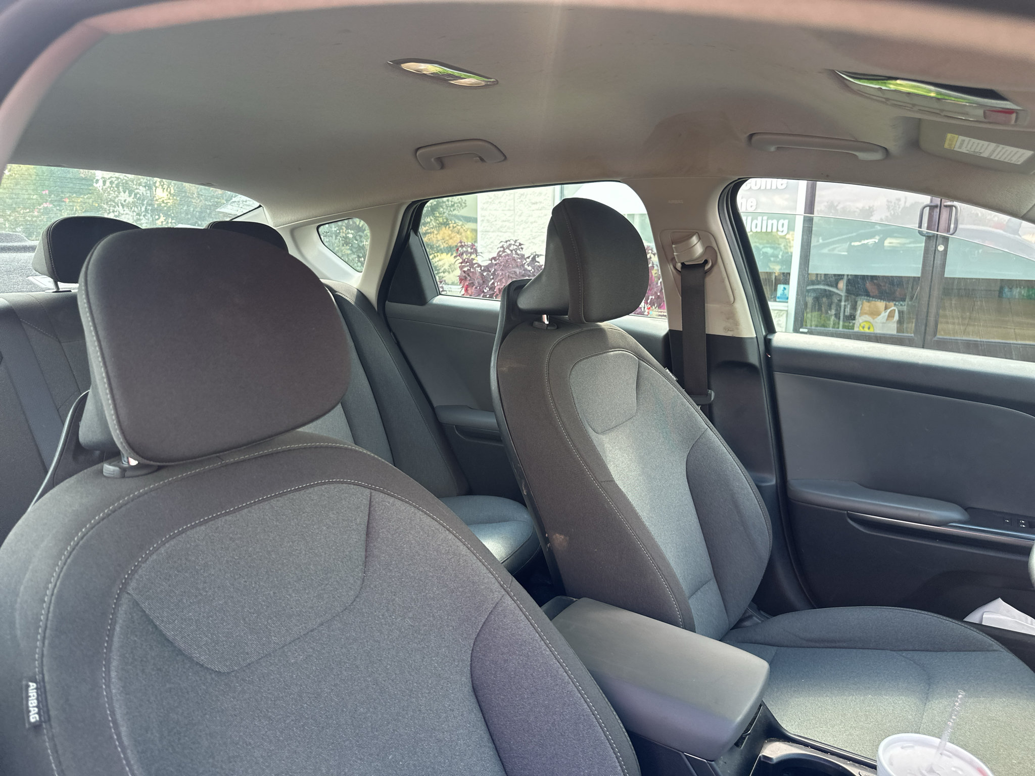 Used 2025 Kia K4 FWD image 12