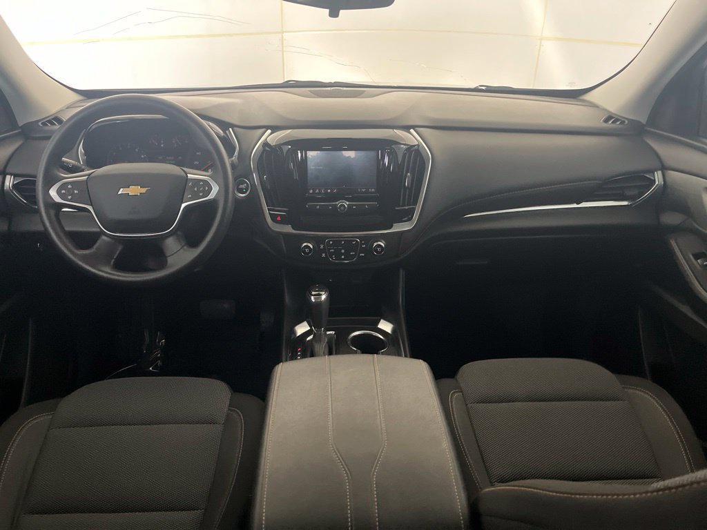 Used 2020 Chevrolet Traverse LS FWD image 32